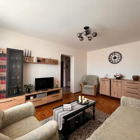 Milea Apartment *